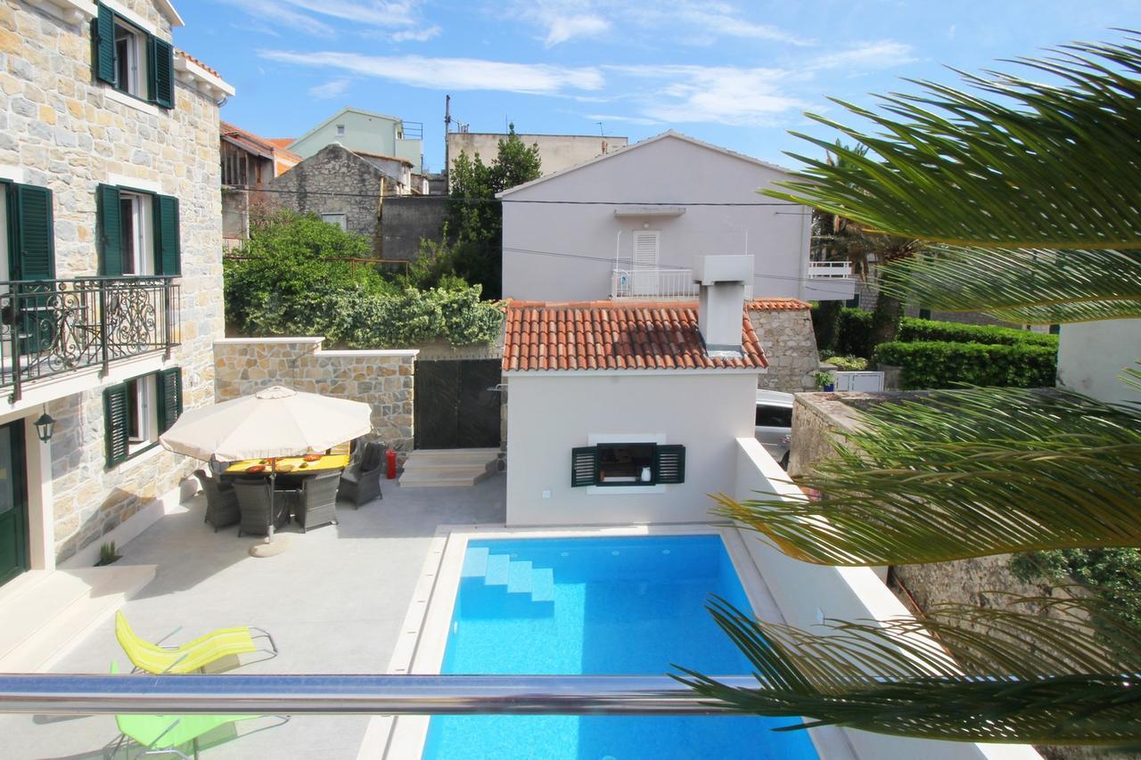 Villa Filipetti With Heated Pool Makarska Eksteriør billede